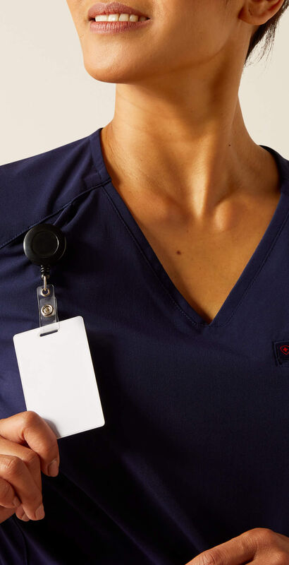 Clara 6 Pocket Scrub Top 01